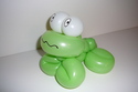 Frog balloon twist
